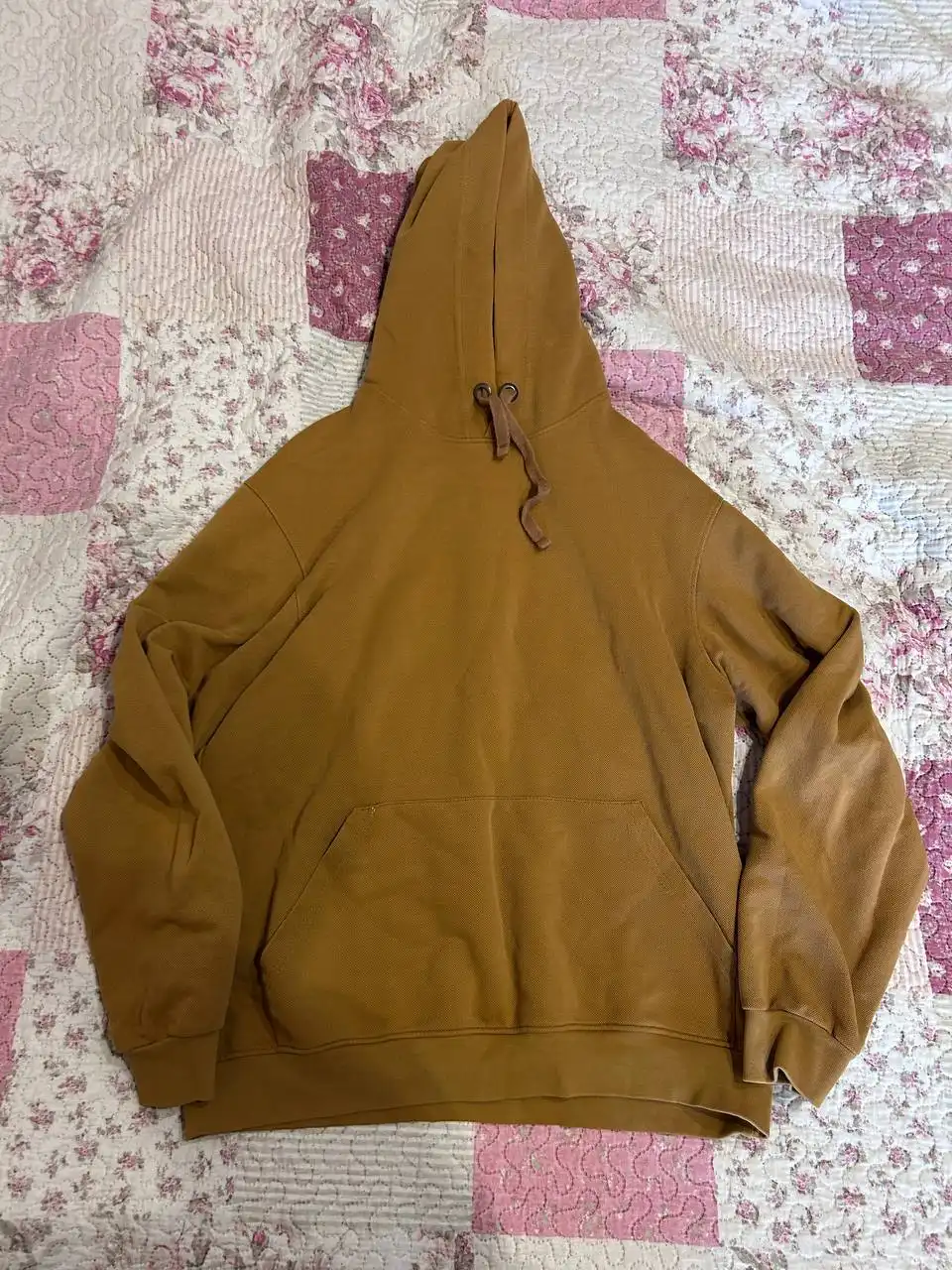 Продажа одежды: кофты, футболка, худи, пиджак - Верхняя одежда (Одежда) в Томск