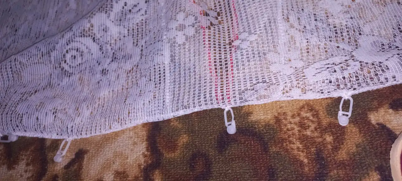 Продажа БУ полупрозрачных штор тюль на зажимах - Шторы (Для дома и дачи) в Томск