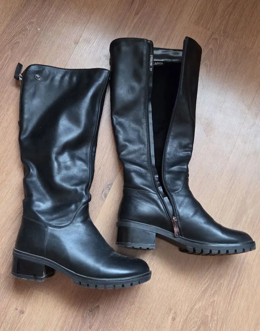 Демисезонные сапоги размер 36.5 новые - Обувь (Одежда) в Томск