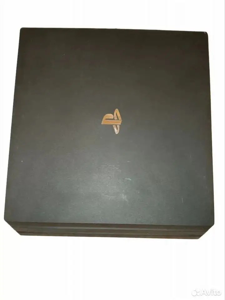 Продам игровую приставку Sony Playstation 4 pro с играми - Игровые приставки (Электроника) в Томск