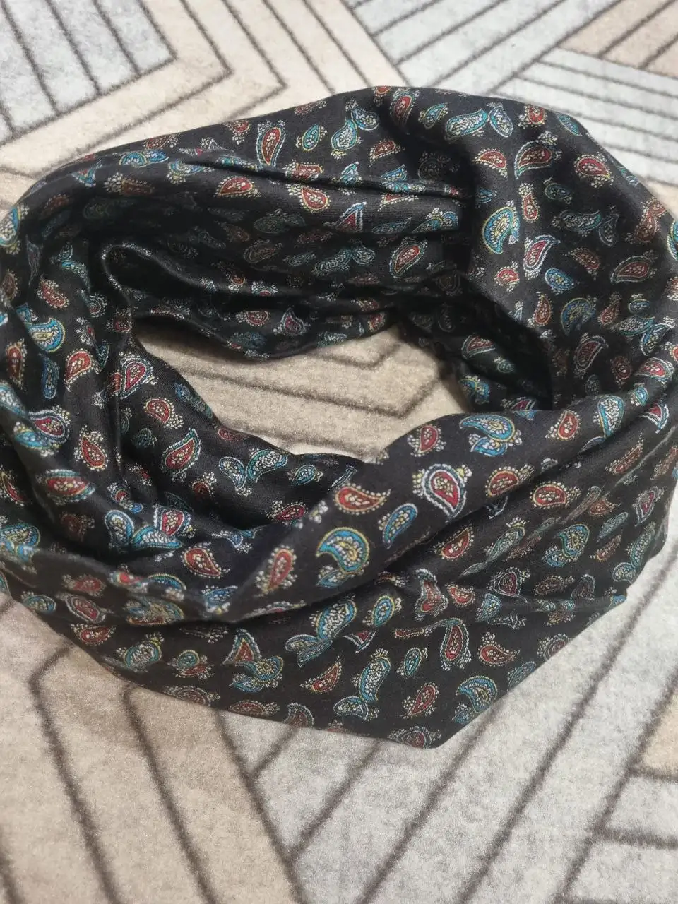 Продажа новых косынок, снудов, платков и палантинов - Аксессуары (Одежда) в Томск