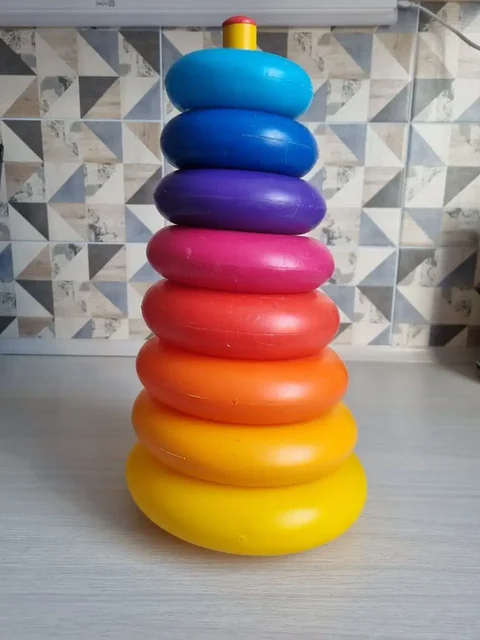 Набор кубиков и пирамида за торт - Коллекционные игрушки в Томск