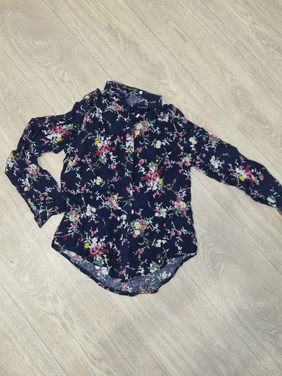 Блузка рр 42 новая - Женская одежда (Одежда) в Томск