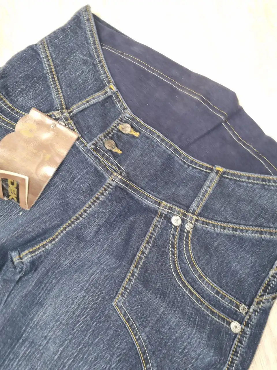 Джинсы для беременных новые размер М - Для беременных (Одежда) в Томск