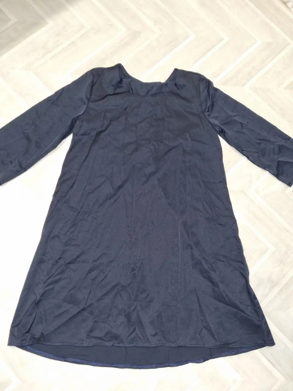 Отдам платье размер 46-48 новое - Платья (Одежда) в Томск