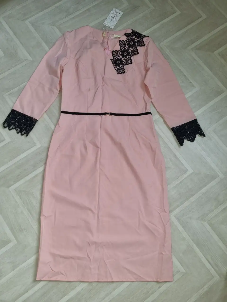 Платье рр 42-44 длиной 100см - Одежда (Барахолка) в Томск