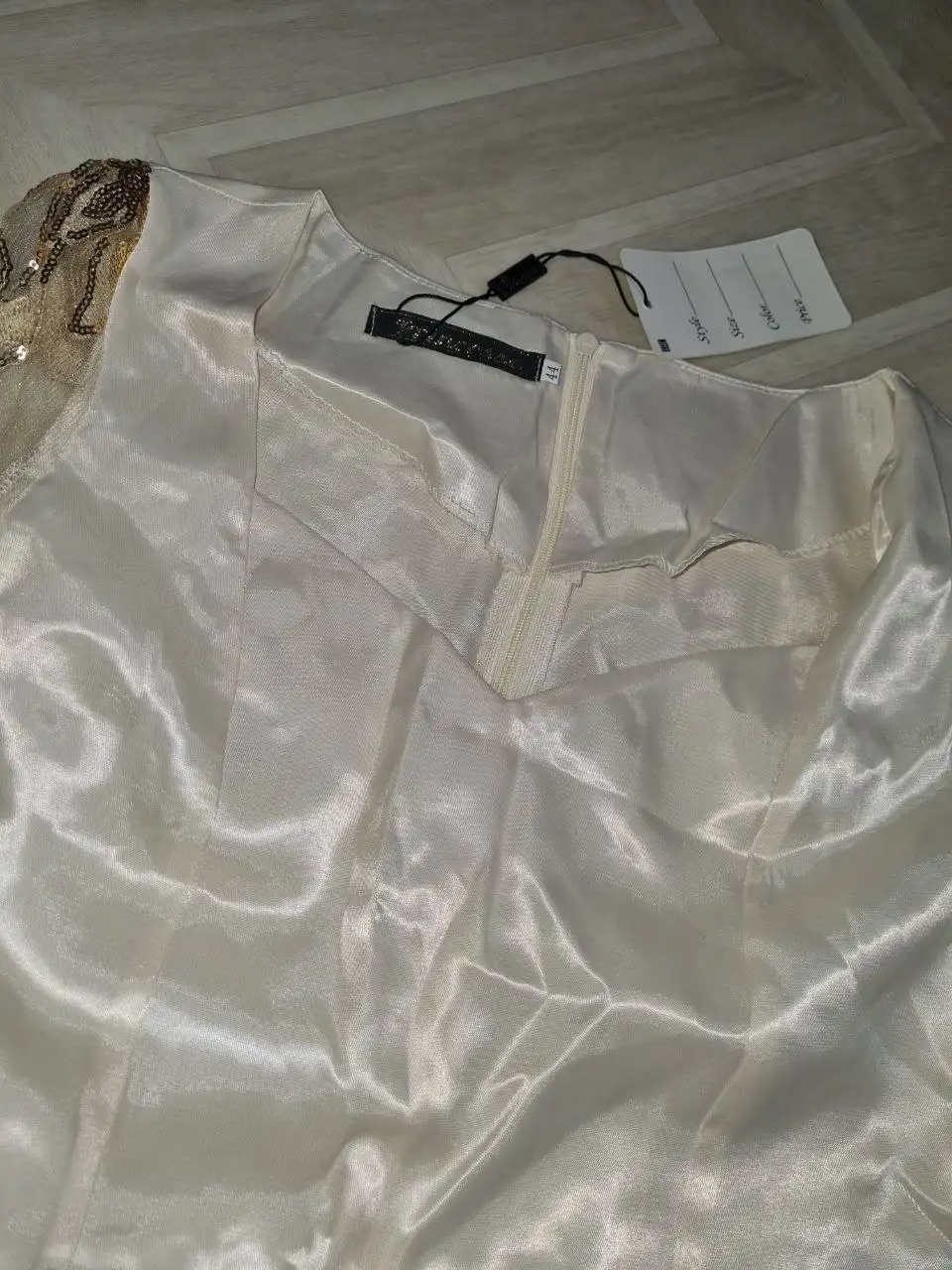 Платье размера 42 - Женская одежда (Одежда) в Томск