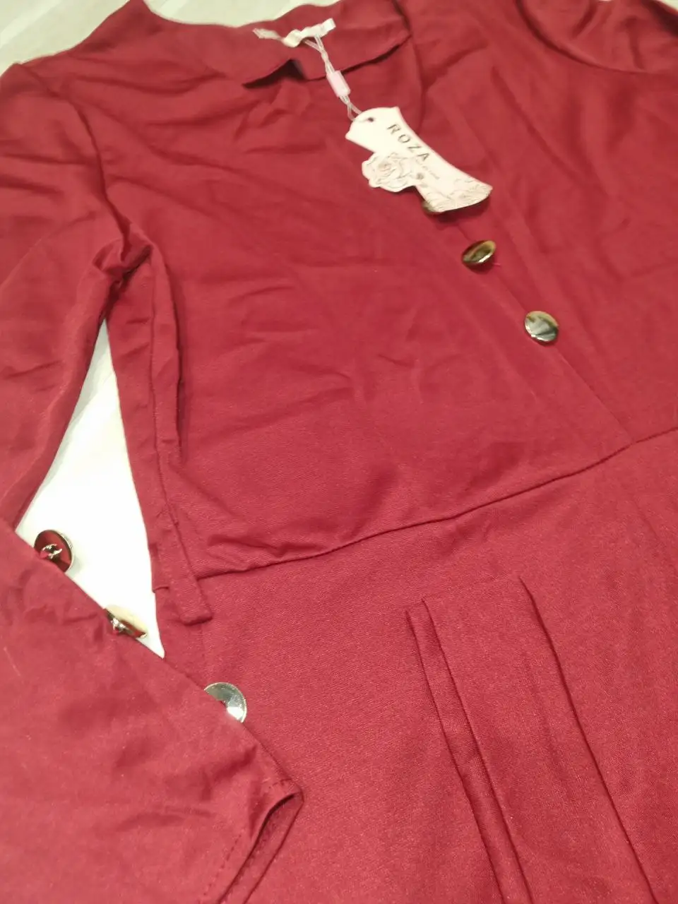 Отдам платье новое рр 52 за корм для кошек - Женская одежда (Одежда) в Томск