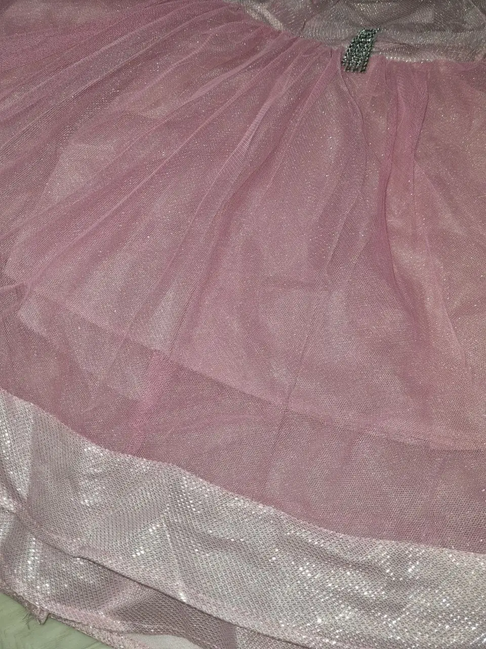 Платье для маленькой принцессы рр 34 новое с поясом - Детская одежда (Одежда) в Томск