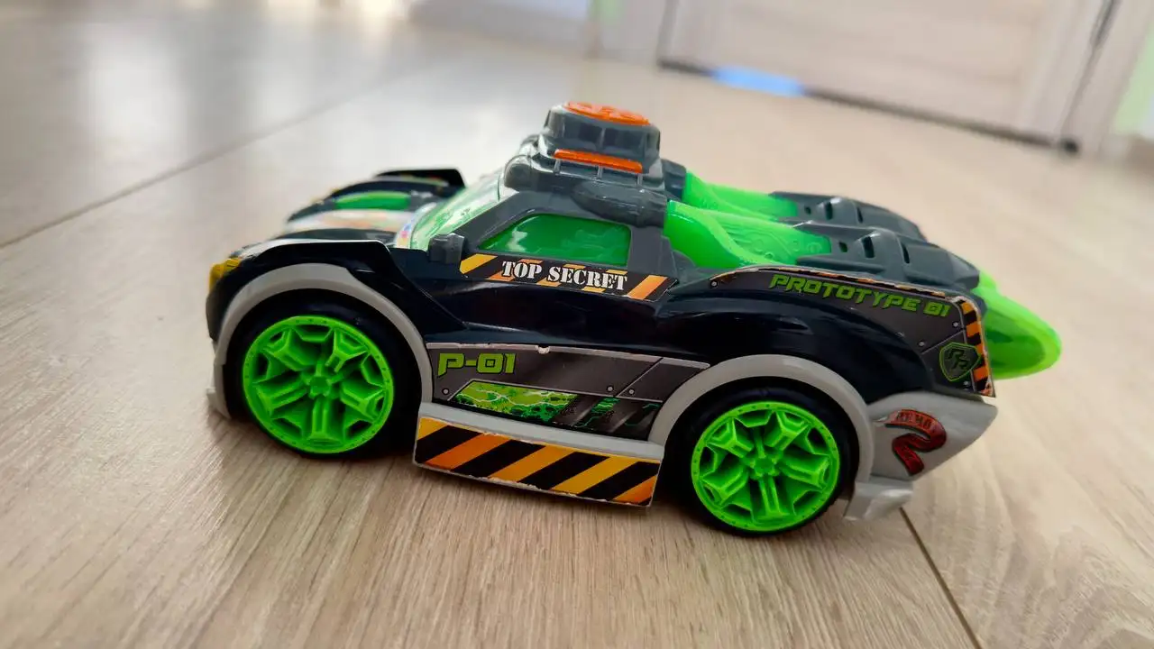 Продажа коллекционных машинок с эффектами - Коллекционные игрушки (Хобби и отдых) в Томск