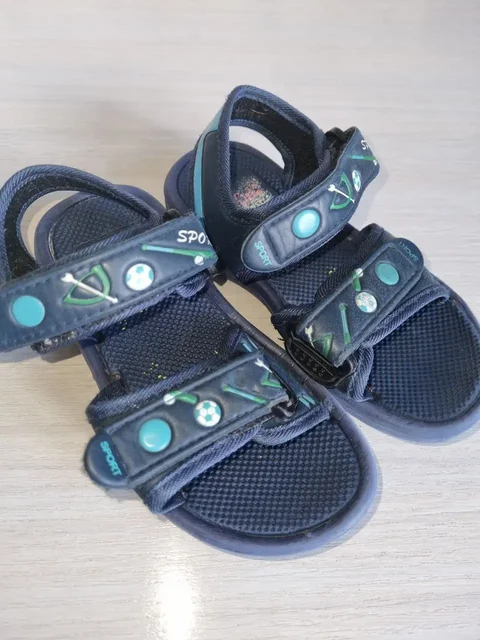 Сандали в хорошем состоянии - Блузки в Томск