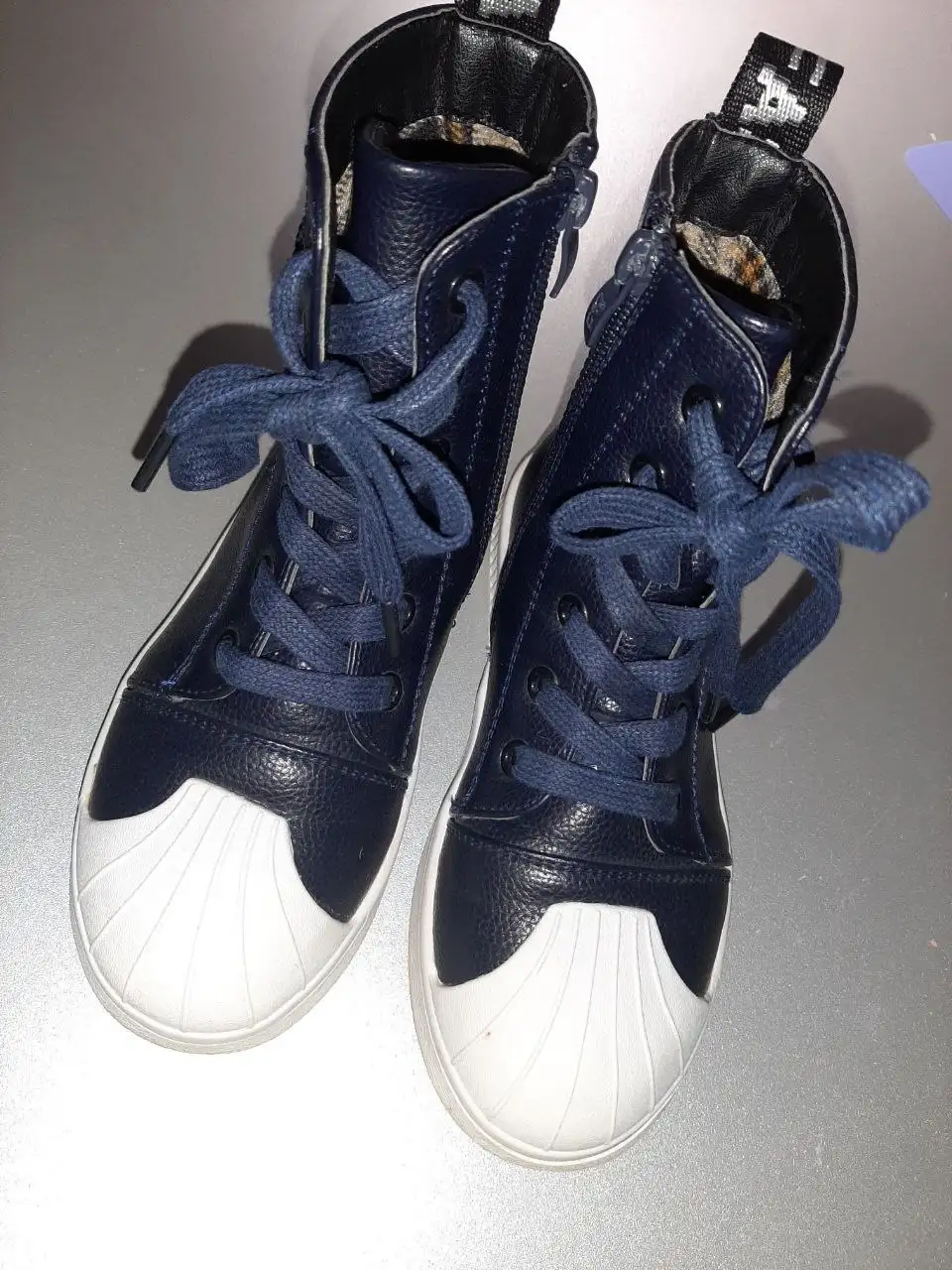 Продам ботинки Рр32 - Обувь (Одежда) в Томск