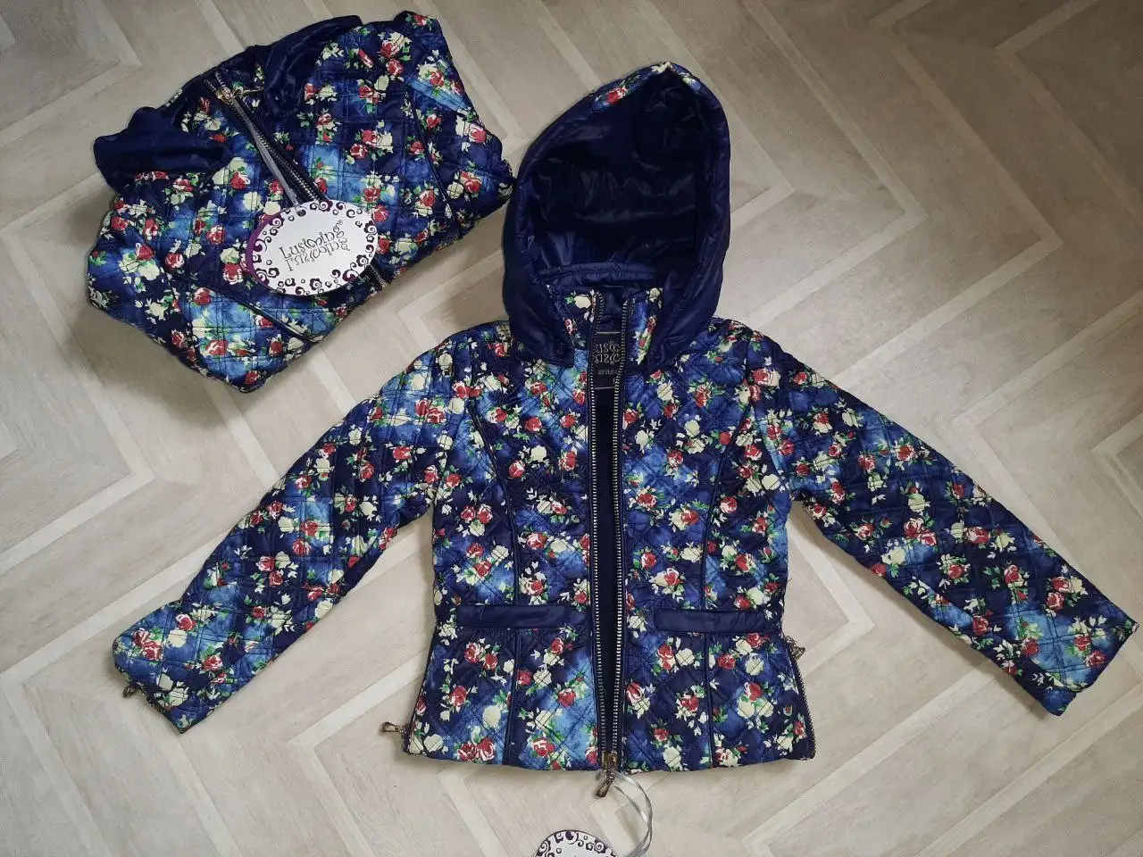 Куртка демисезонная новая размер 98 - Верхняя одежда (Одежда) в Томск