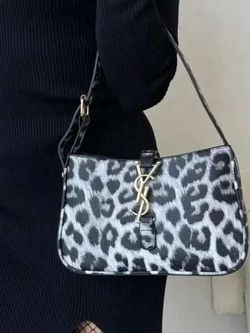 Продам новую сумку 25х15 - Книги/Комиксы в Томск