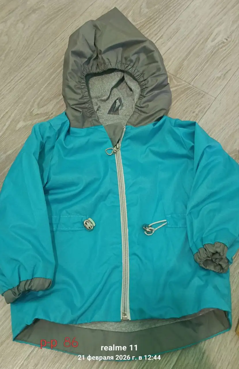 Детская одежда б/у: комбинезон, куртки, шапочка - Детская одежда (Барахолка) в Томск