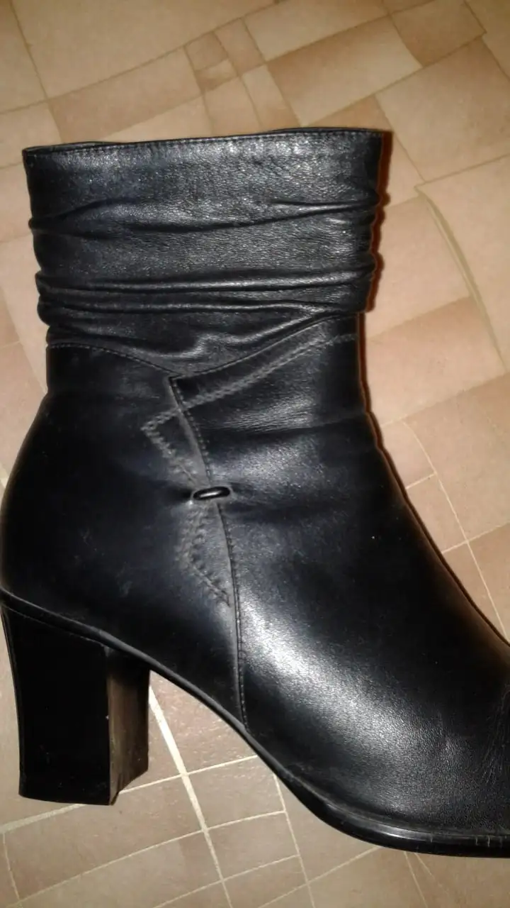 Женские кожаные демисезонные ботинки Вестфалика 38 размер - Обувь (Одежда) в Томск