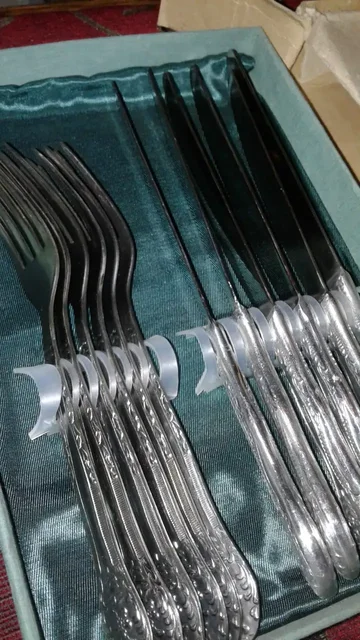 Столовый набор 1986 года - Строительные и отделочные материалы в Томск