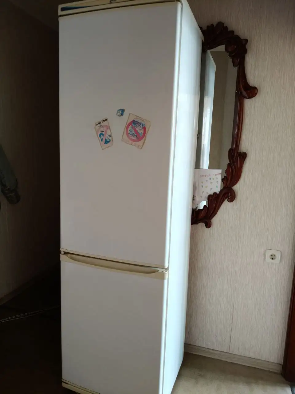 Продам холодильник с неработающим холодильным отделением - Холодильники (Барахолка) в Томск