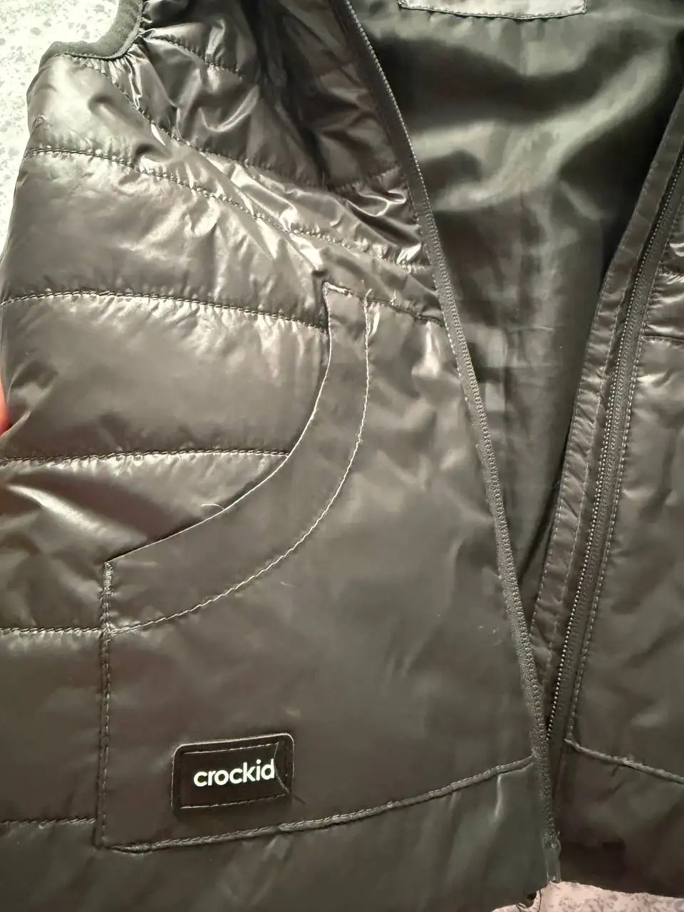 Жилетка крокид для мальчика 110-116 - Детская одежда (Одежда) в Томск