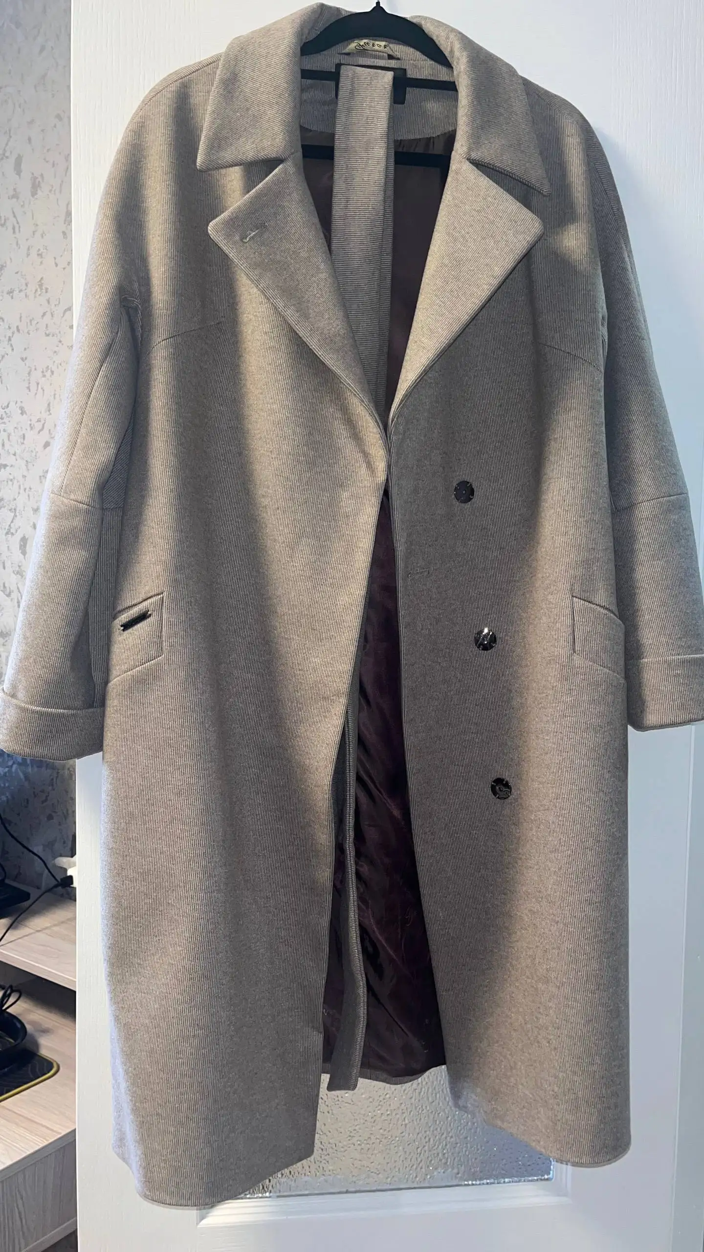 Женское пальто 42-44 размер - Верхняя одежда (Одежда) в Томск