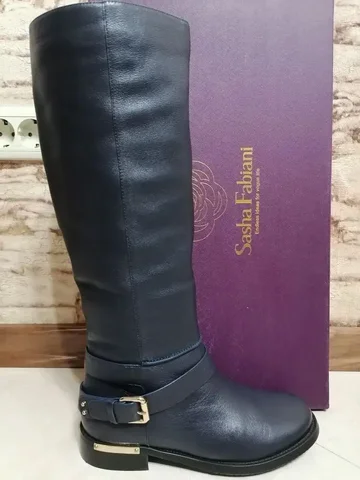 Продам зимние сапоги из натуральной кожи - Одежда в Томск