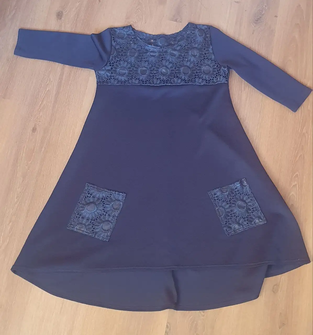 Платья размеров 40, 42, 44 - Платья (Одежда) в Томск