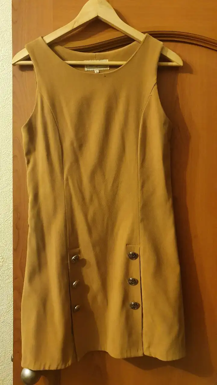 Платья размеров 40, 42, 44 - Платья (Одежда) в Томск