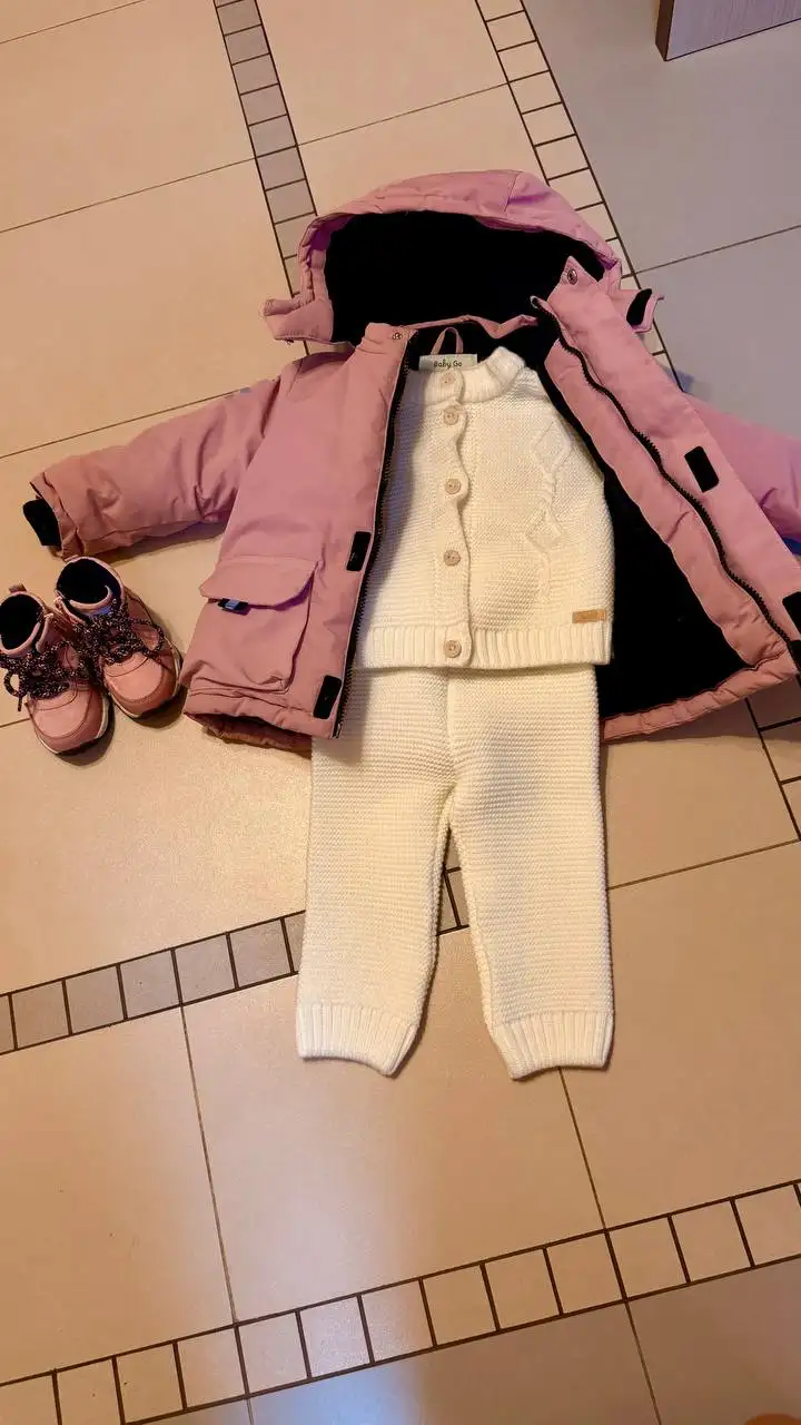 Детская одежда для девочки: куртка, ботинки, вязаный костюм - Одежда (Товары для детей) в Томск