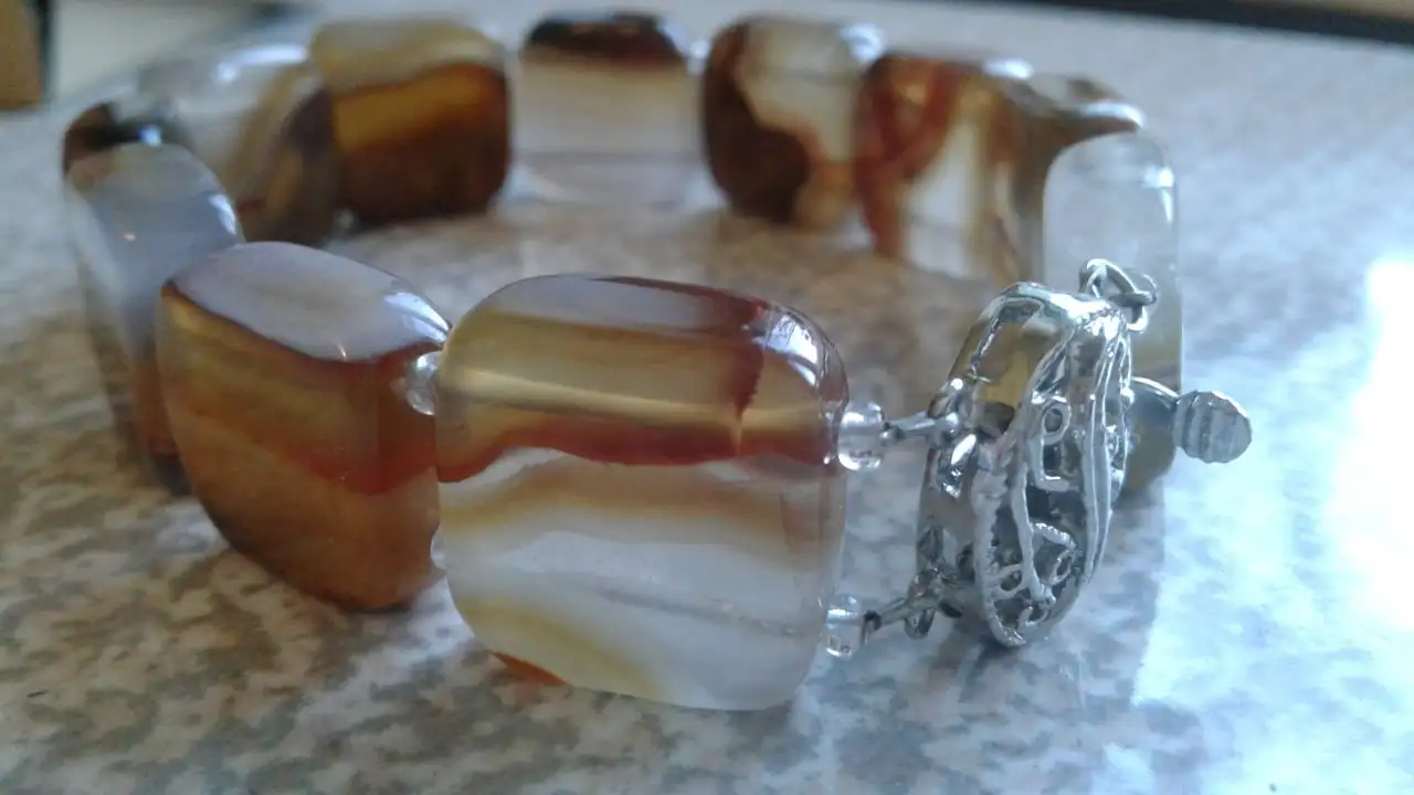 Браслет из коричневого агата - Ювелирные изделия (Барахолка) в Томск