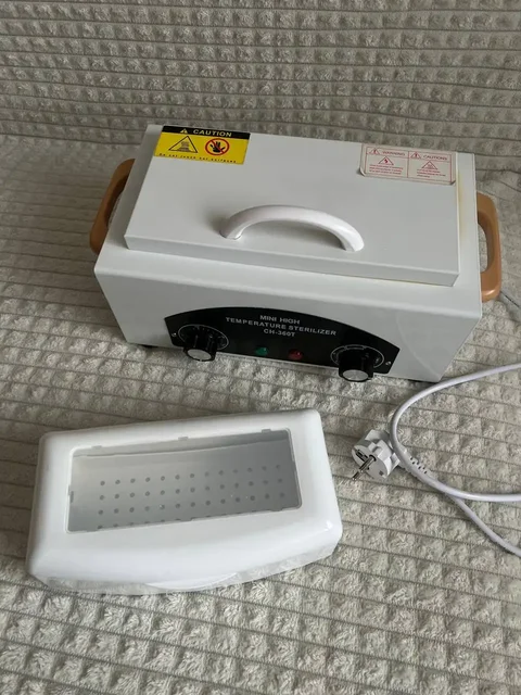 Продам сухожар CH-360T с боксом для дезинфекции - Кухонные принадлежности в Томск