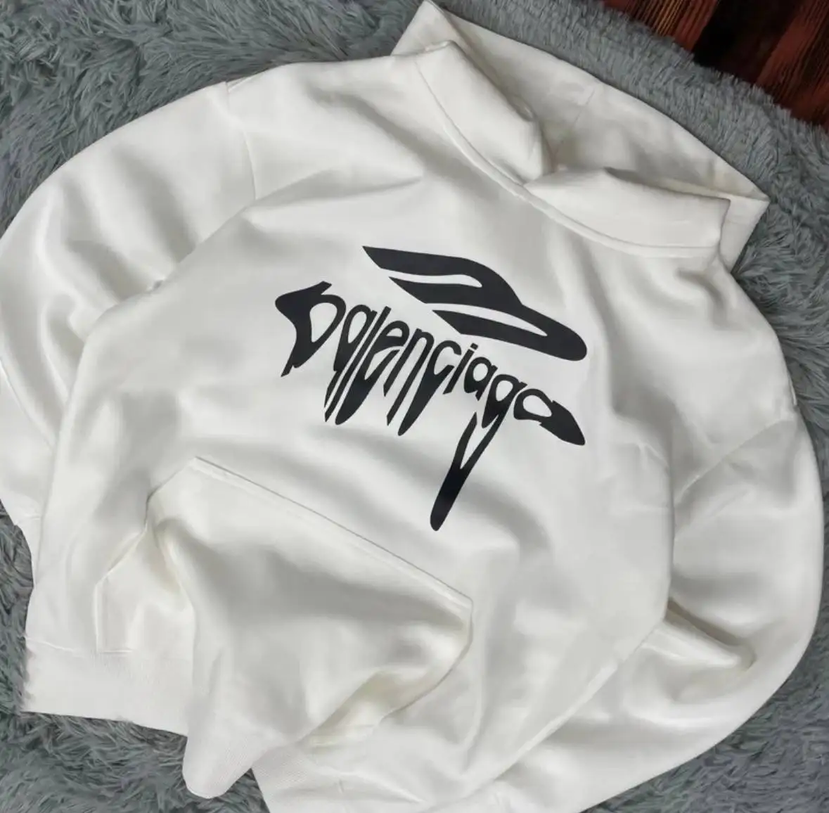 Худи Balenciaga - Худи (Одежда) в Томск