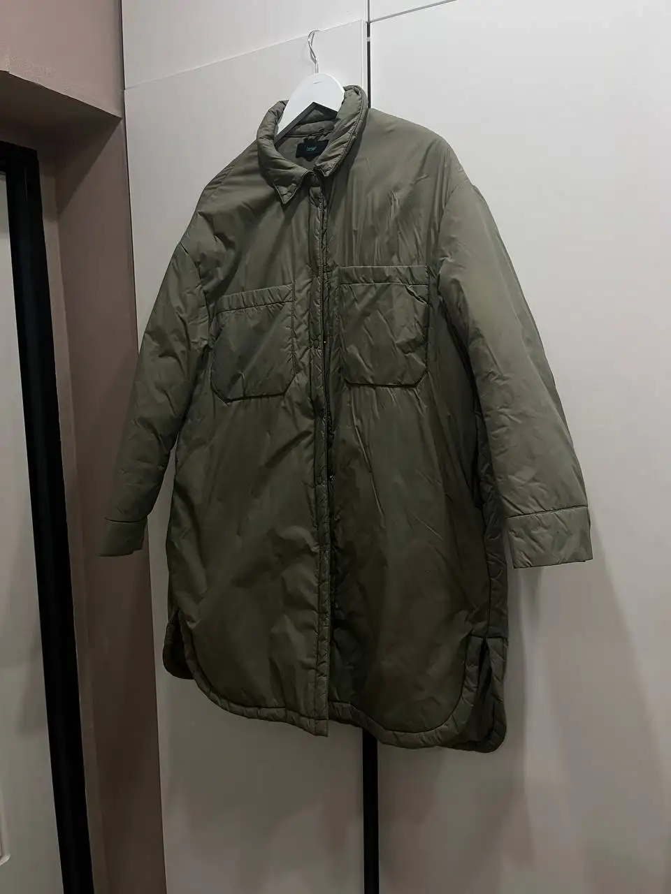 Продам куртку в идеальном состоянии - Верхняя одежда (Одежда) в Томск