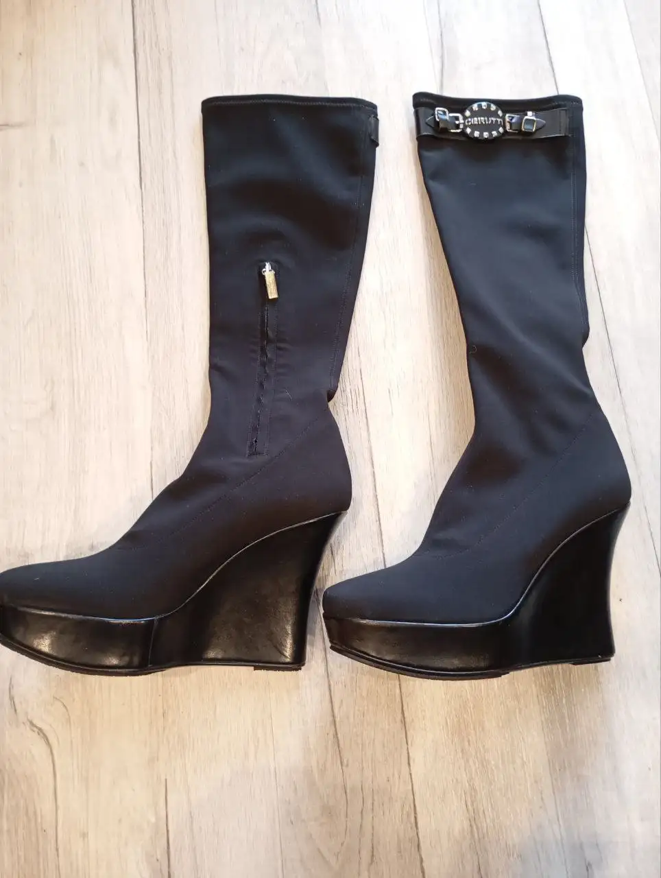 Женские сапоги Cerutti 38 размер - Обувь (Одежда) в Томск