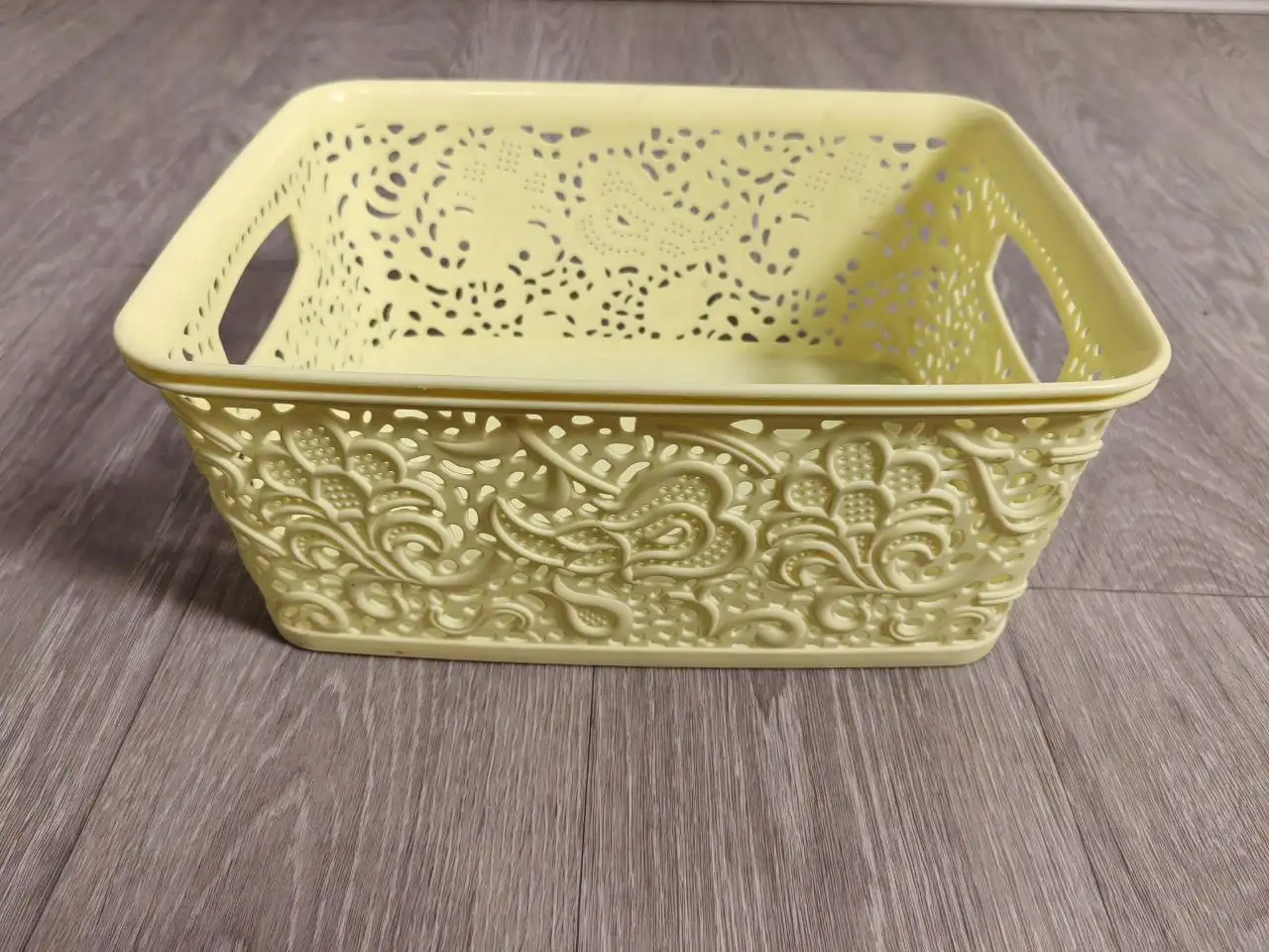 Корзинка для хранения ниток и канцтоваров - Барахолка в Томск