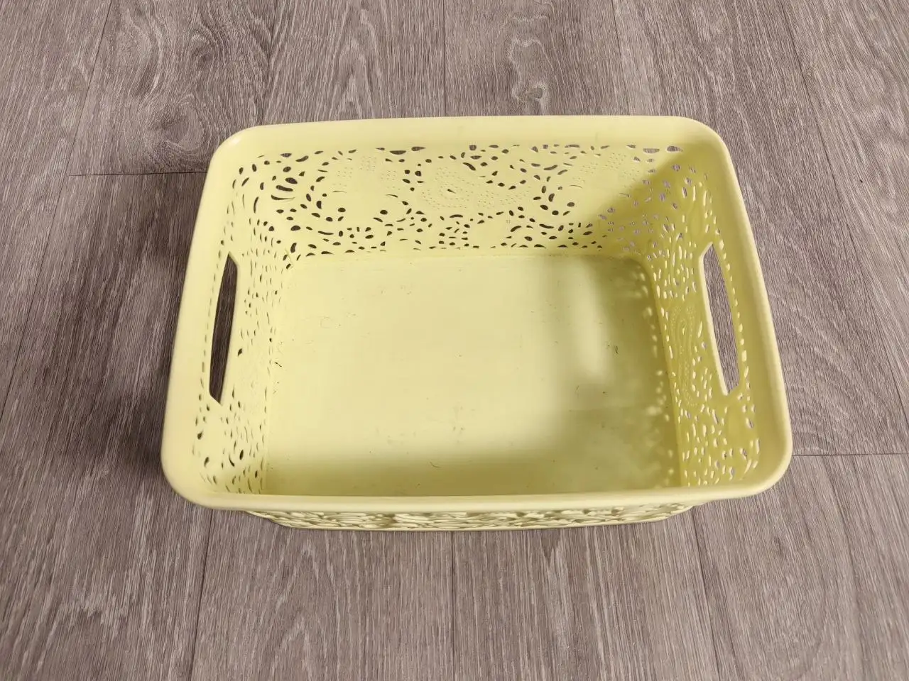 Корзинка для хранения ниток и канцтоваров - Барахолка в Томск