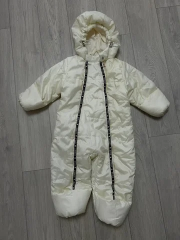 Демисезонный комбинезон р. 80 - Канцтовары в Томск