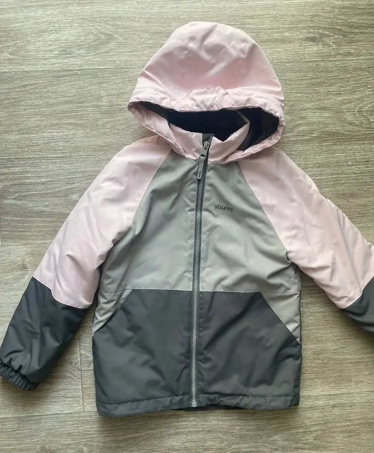 Демисезонный костюм размер 122 - Обувь и одежда в Томск