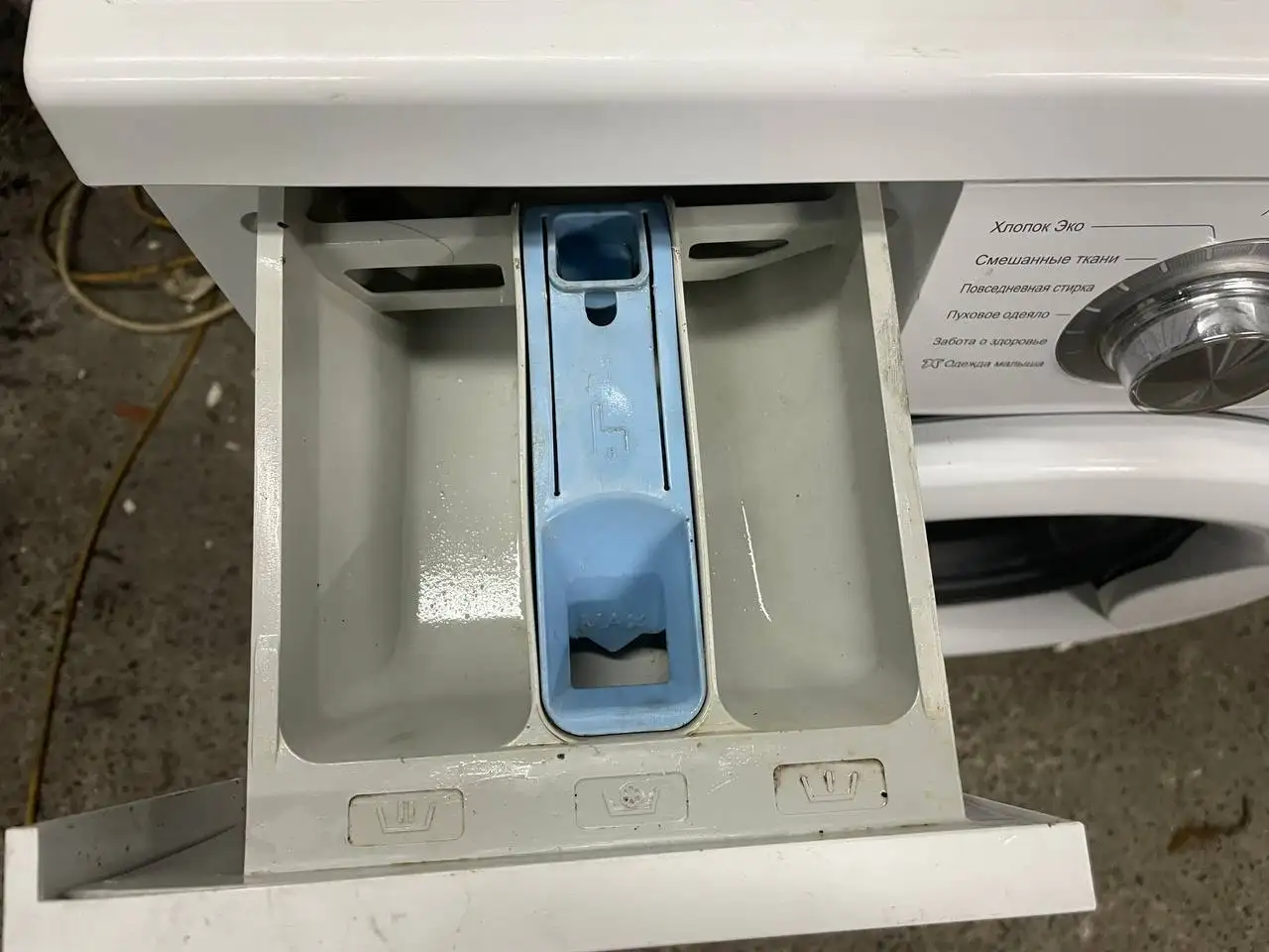 Стиральная машина инвертор в отличном состоянии - Стиральные машины (Барахолка) в Томск