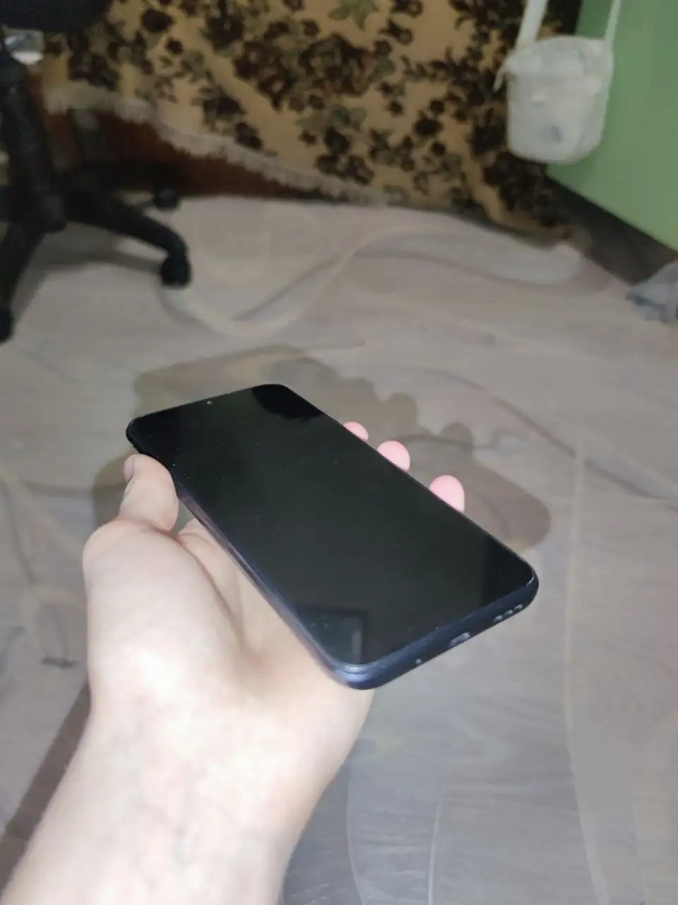 Телефон Xiaomi Redmi 10A с поврежденной матрицей - Смартфоны и телефоны (Электроника) в Томск