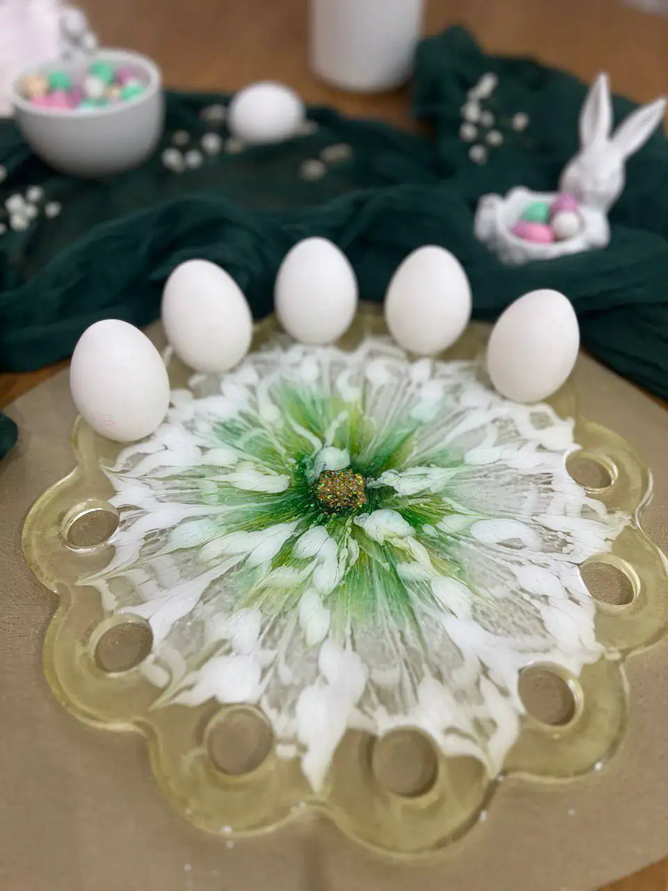 Подставка для яиц и кулича из эпоксидной смолы на 12 ячеек - Рукоделие (Хобби и отдых) в Томск