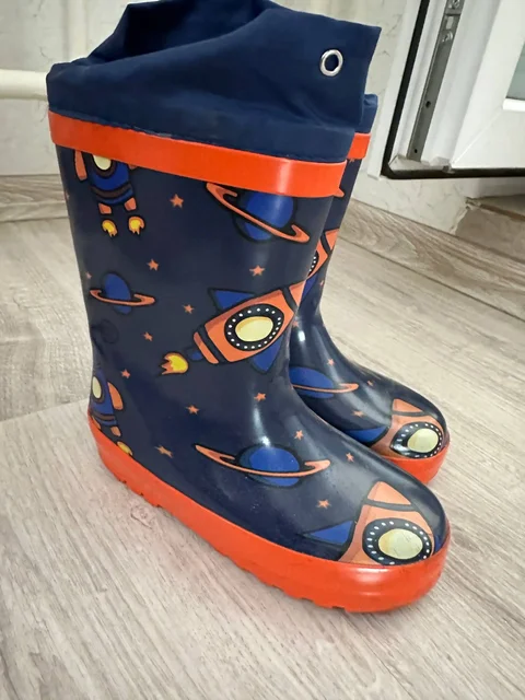 Резиновые сапоги 29 размера - Одежда в Томск