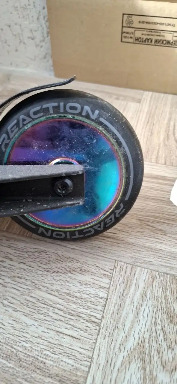 Продам почти новый самокат без дефектов - Барахолка в Томск