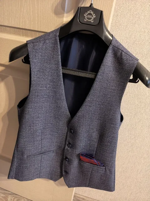 Костюм 3 ка размер 46 172 рост - частное объявление в Томск