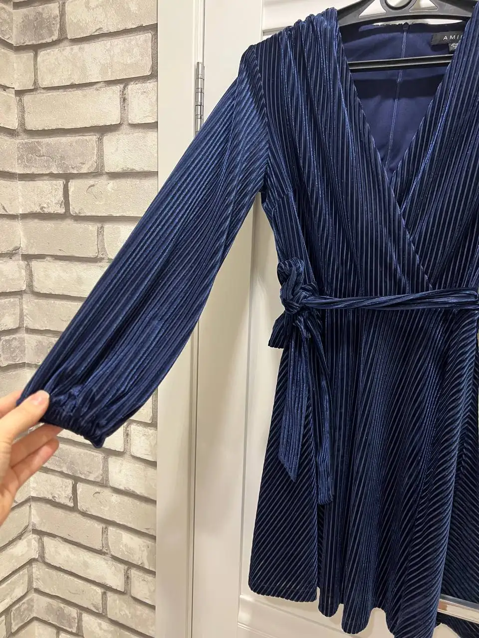 Вечернее платье бренда Amisu размер 44-46/46 - Платья (Одежда) в Томск