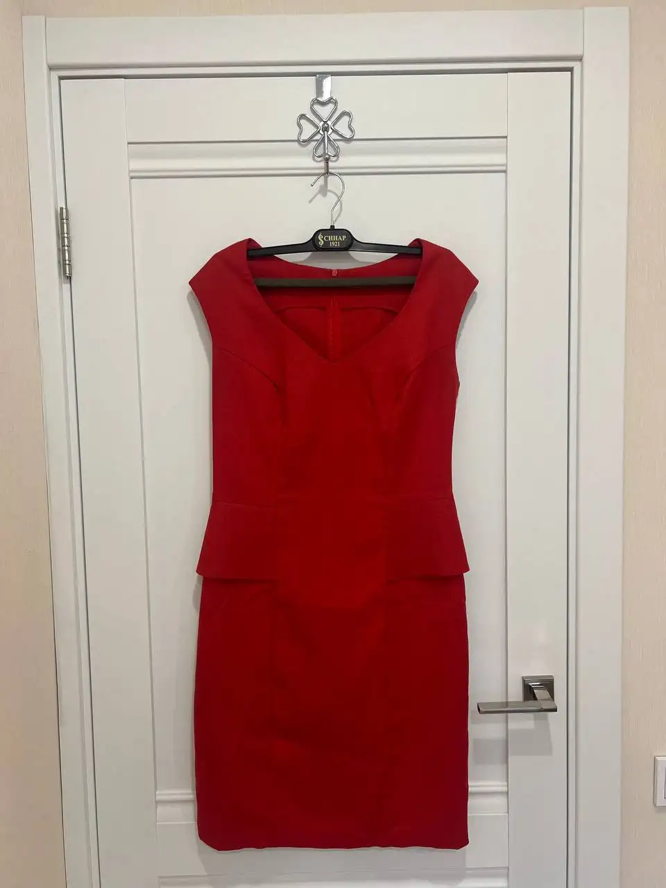 Платье Pelican размер 46-48 новое - Женская одежда (Одежда) в Томск