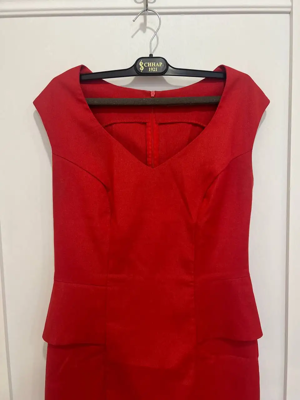 Платье Pelican размер 46-48 новое - Женская одежда (Одежда) в Томск