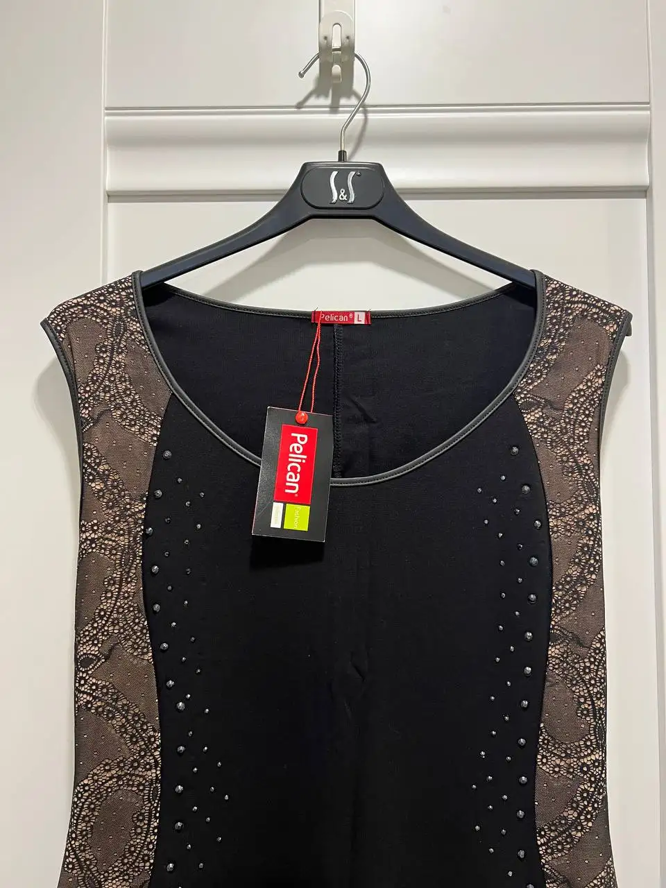 Платье Pelican новое с бирками - Женская одежда (Одежда) в Томск