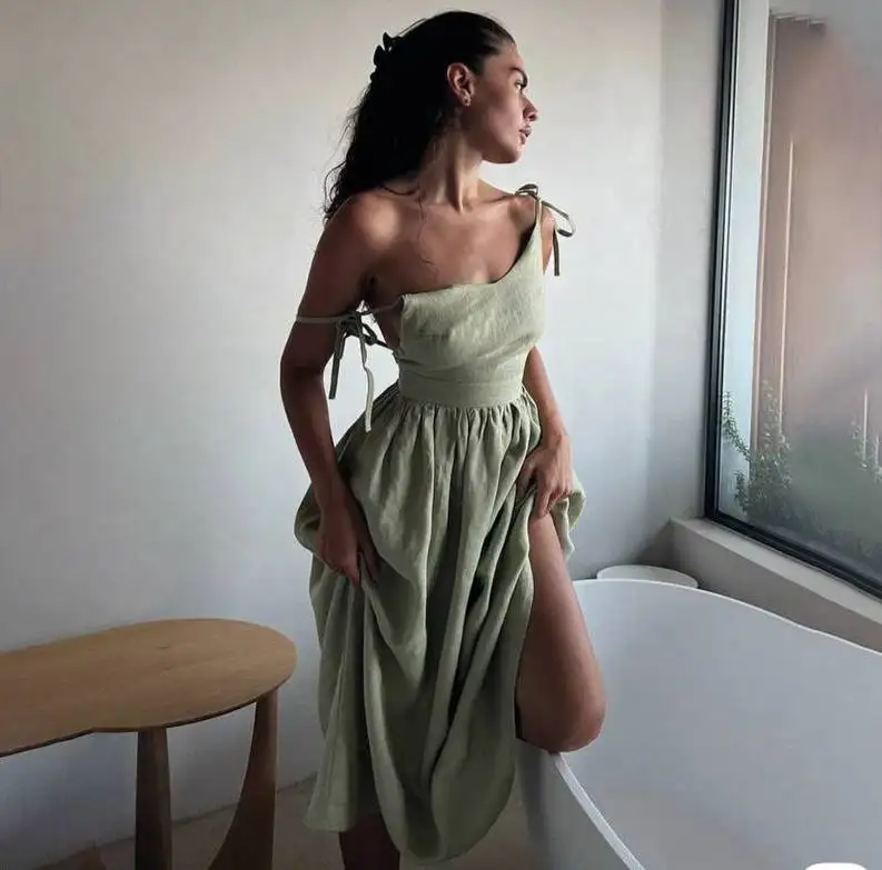 Льняное платье оливкового цвета 46 размер - Платья (Одежда) в Томск