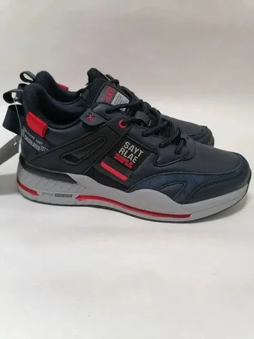 Продажа кроссовок синего цвета - Кроссовки в Томск