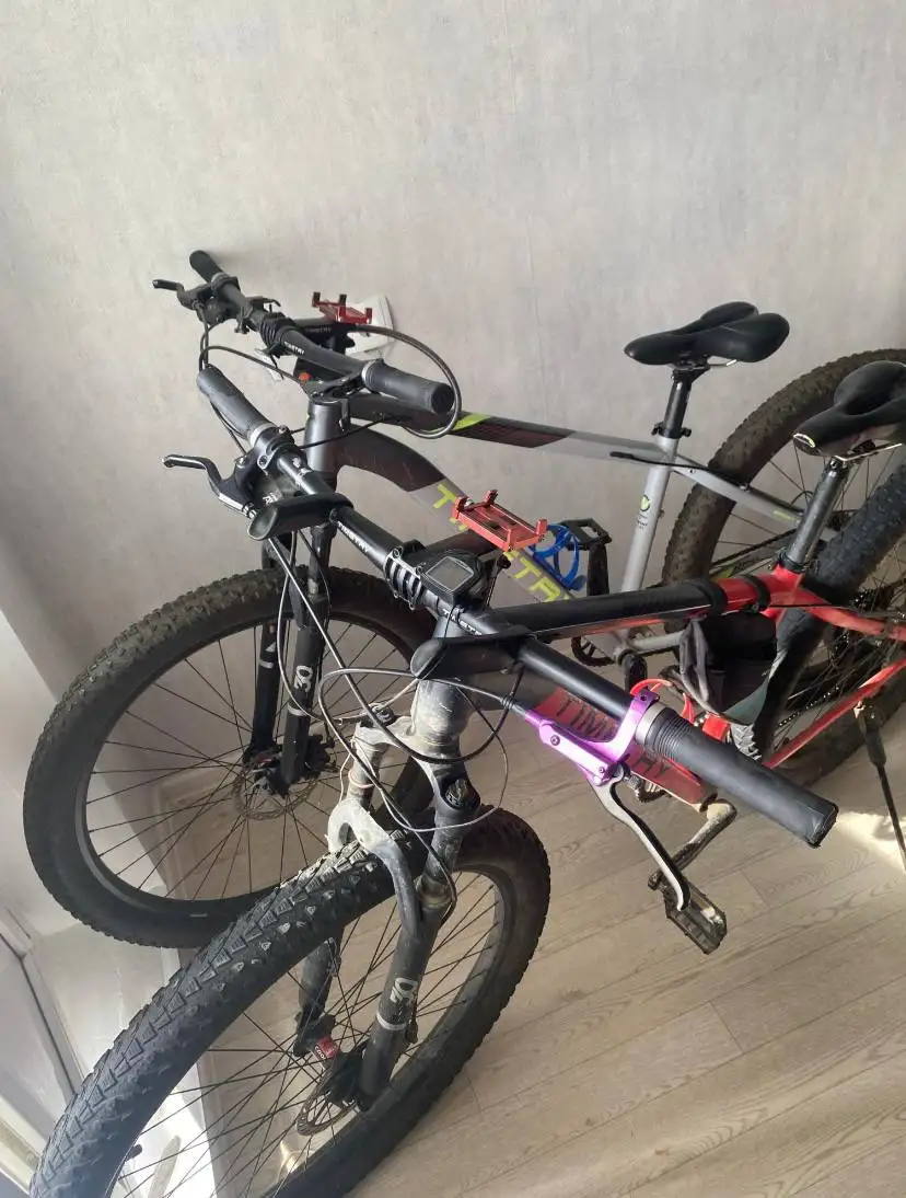 Продам 2 велосипеда с аксессуарами - Велосипеды (Хобби и отдых) в Томск